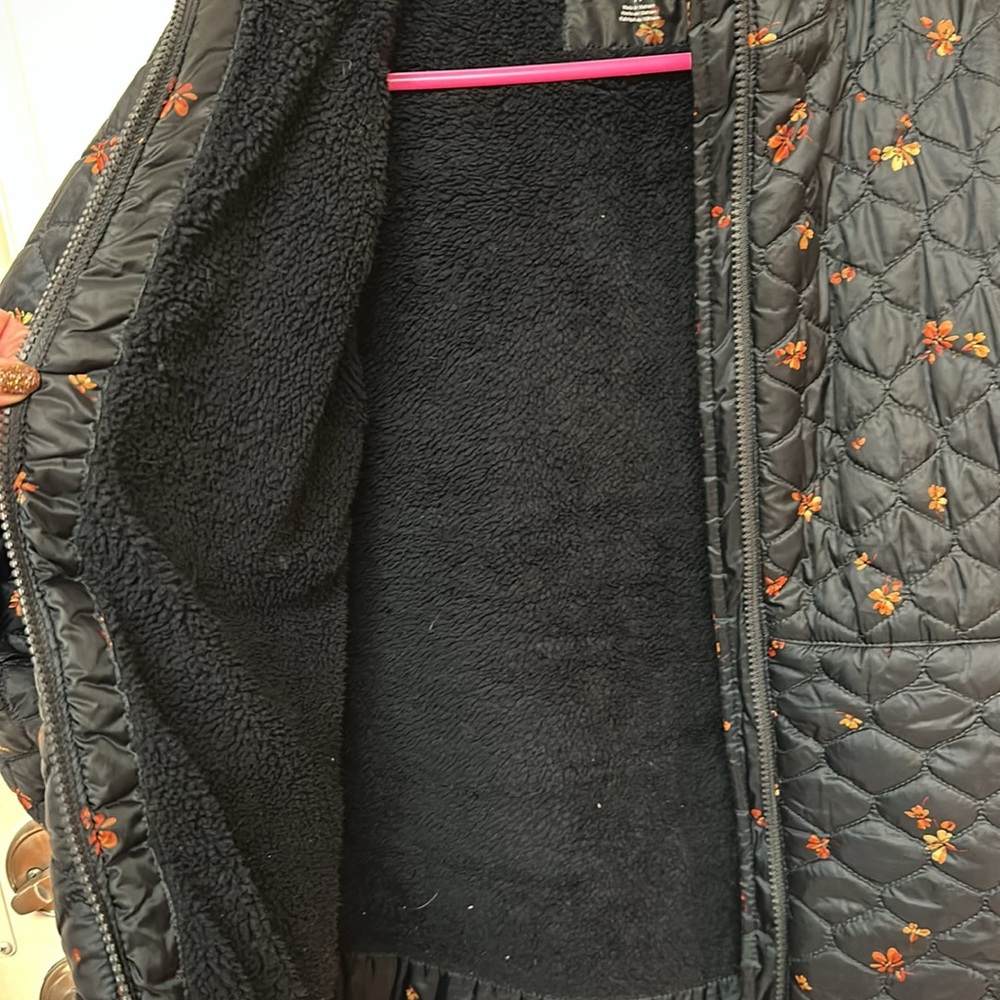 Amazon Essentials Light Weight Jacket - image 5